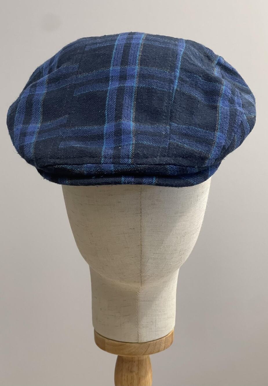 H&M Hat Cap Flat Teens 12-14 YR+ Blue Plaid Tweed Lined Lightweight Fall Casual